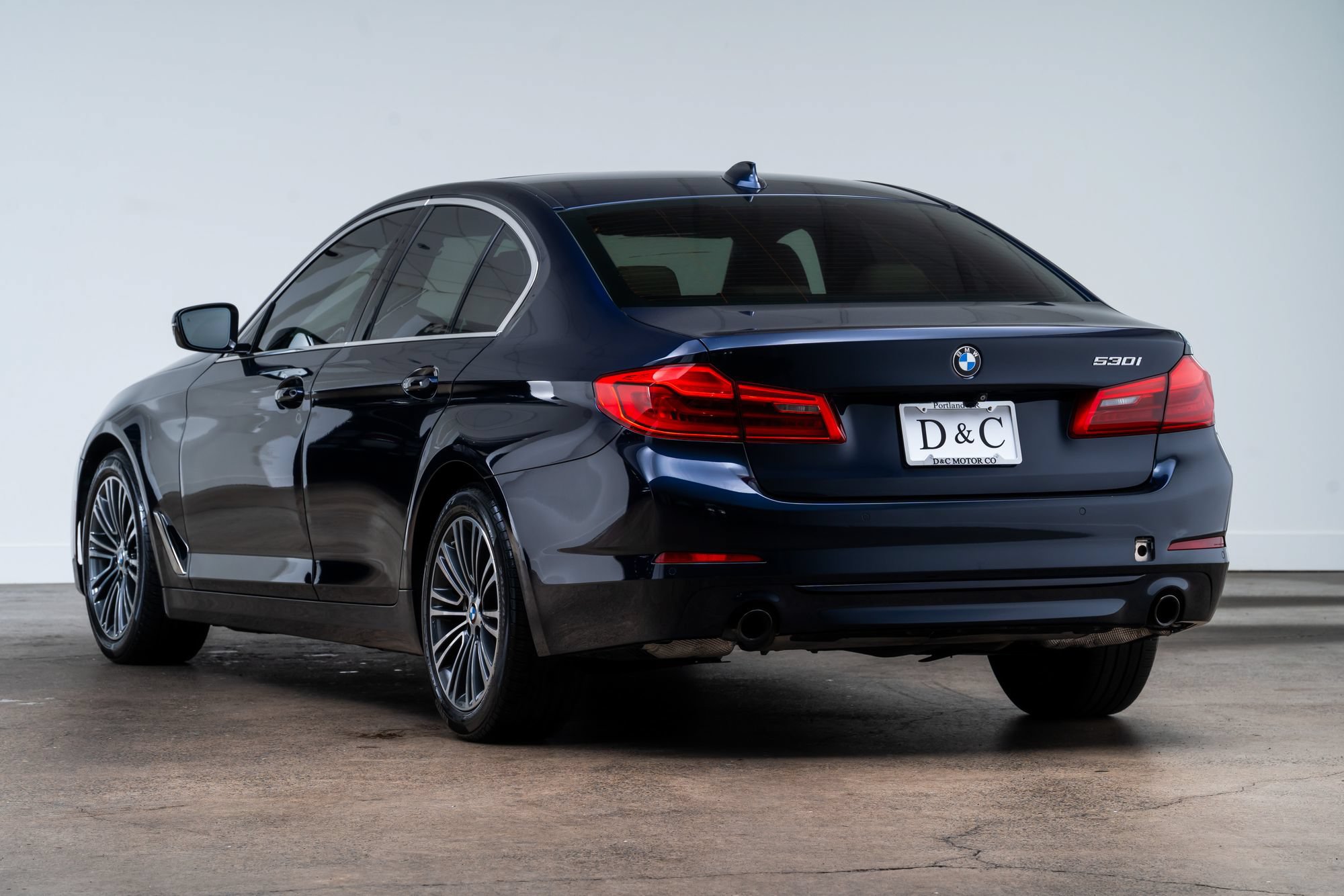 Used 2019 BMW 530i RWD image 5