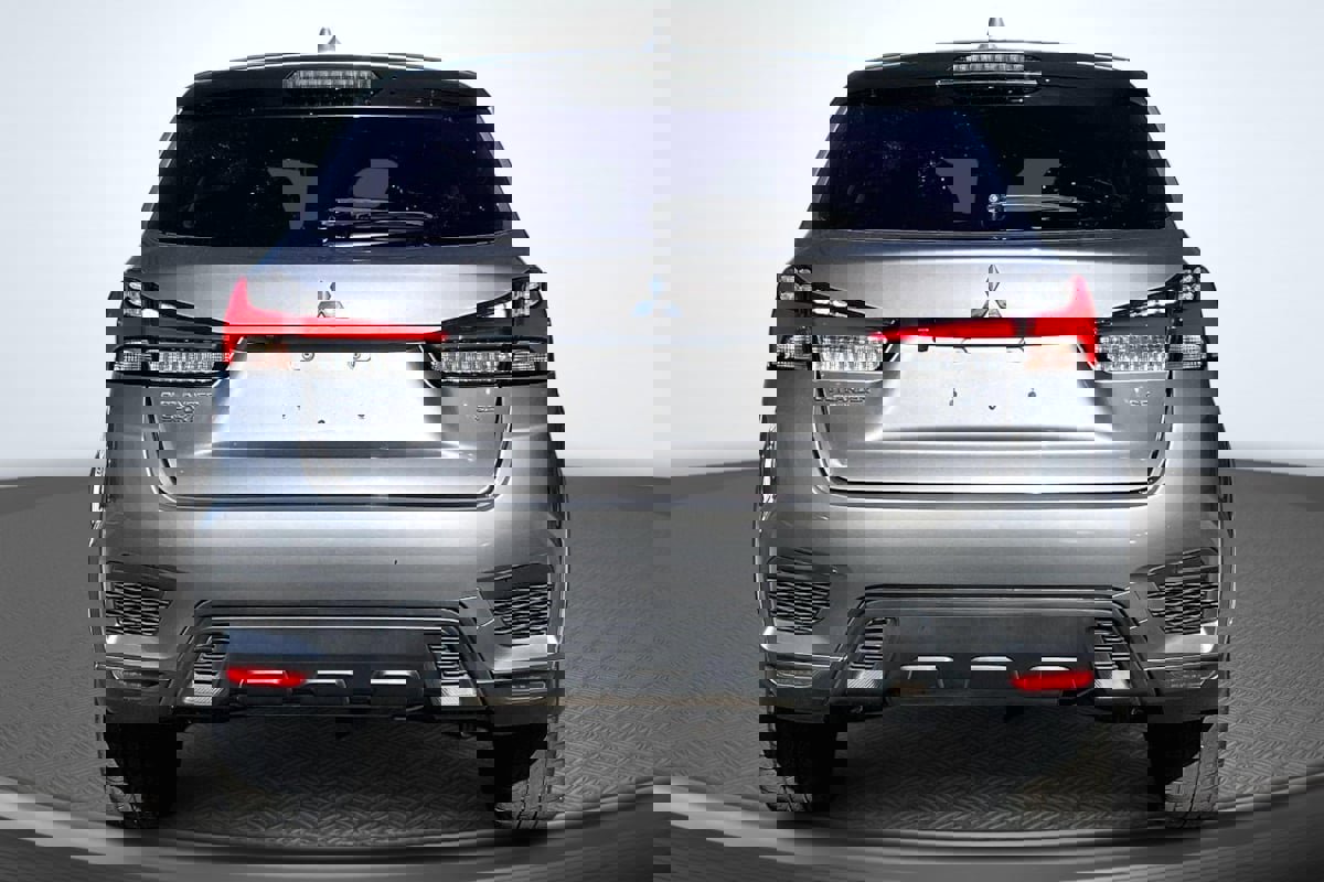 Used 2020 Mitsubishi Outlander Sport SE image 4