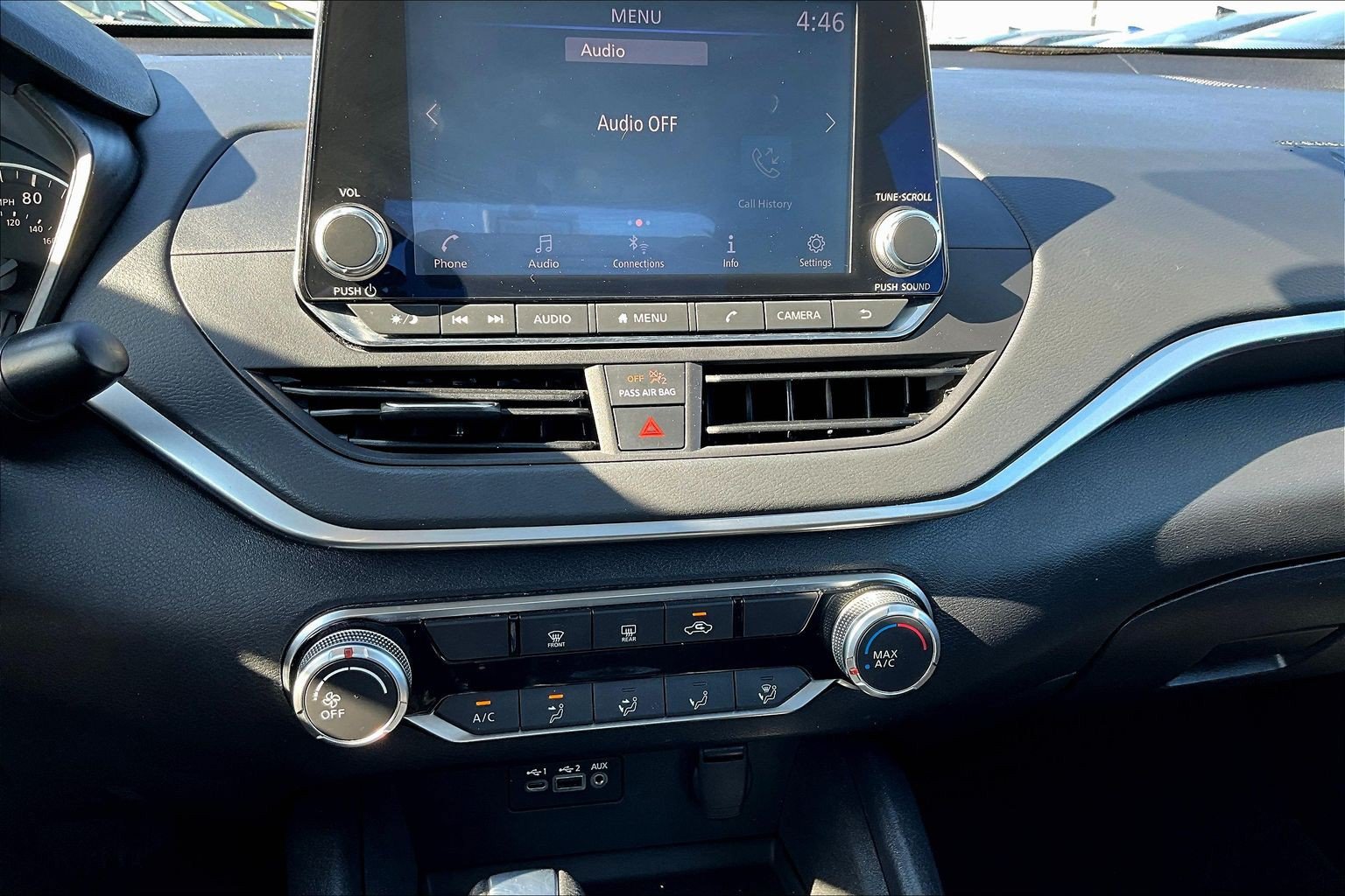 Used 2022 Nissan Altima 2.5 SV FWD image 14