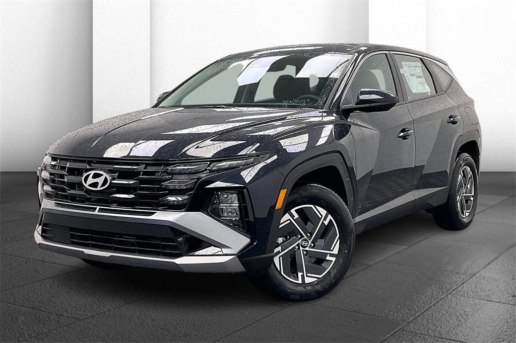 New 2026 Hyundai Tucson Blue SE w/ Tow & Go Package image 2