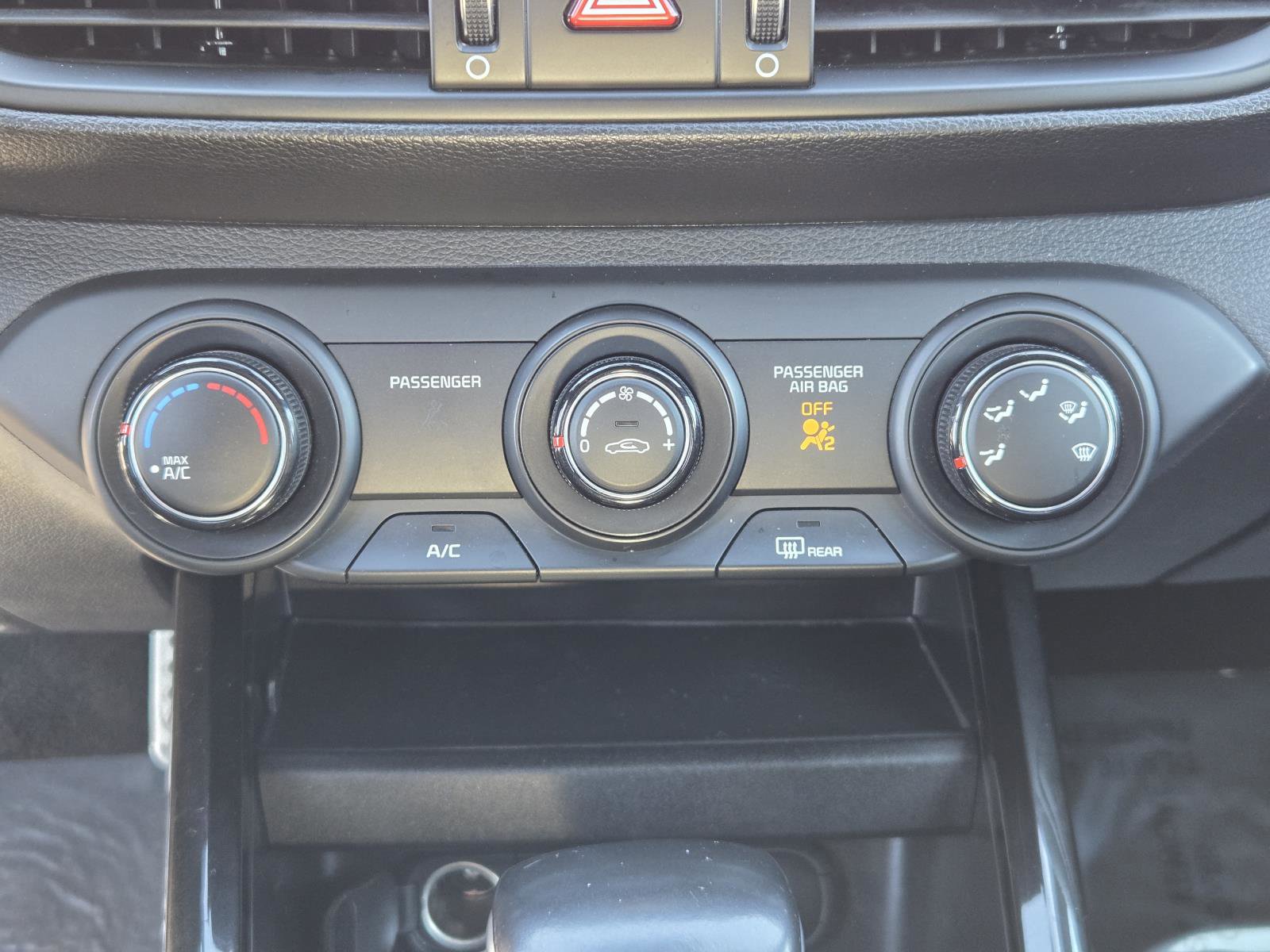 Used 2021 Kia Forte GT-Line w/ GT-Line Premium Package image 11