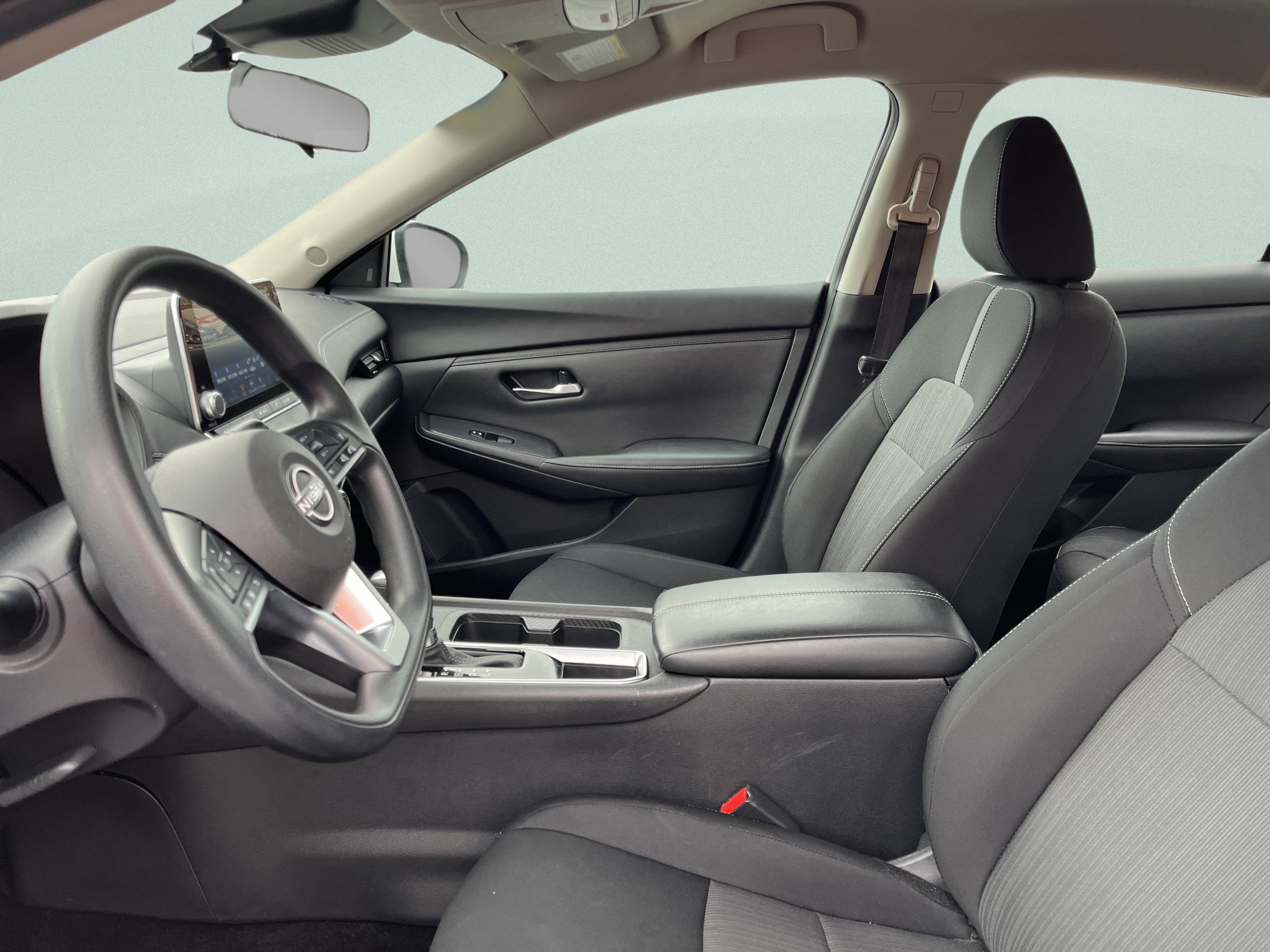 Used 2024 Nissan Sentra SV image 13