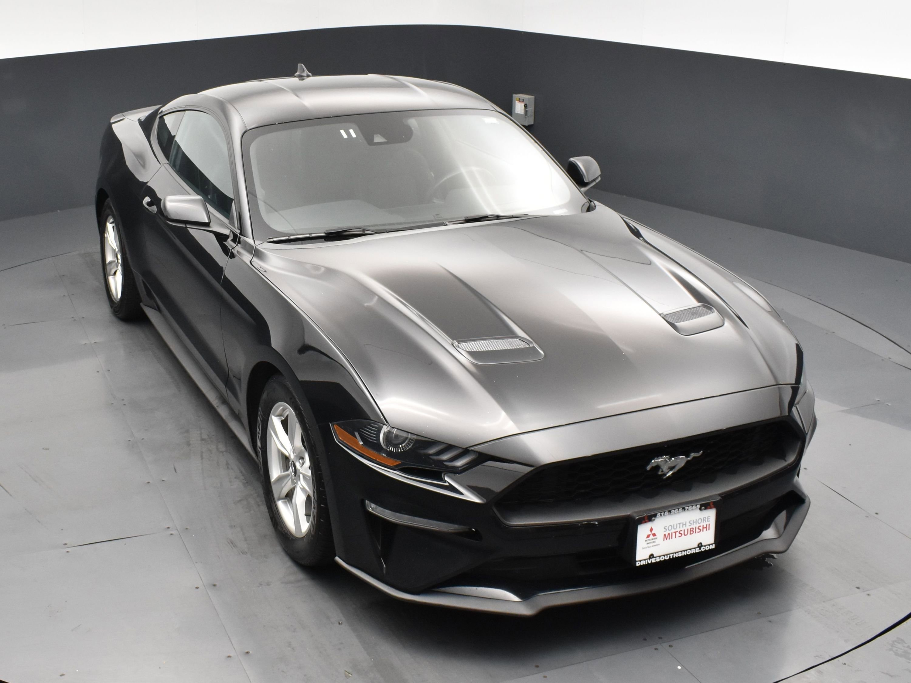 Used 2022 Ford Mustang Coupe image 18
