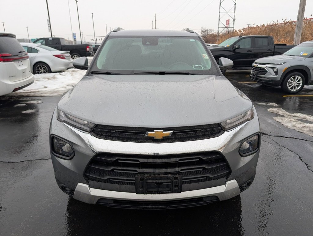 Used 2023 Chevrolet TrailBlazer LT image 2