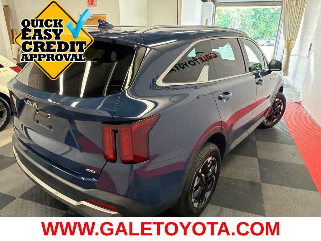 Used 2025 Kia Sorento S w/ Panoramic Sunroof Package AWD/4WD image 11