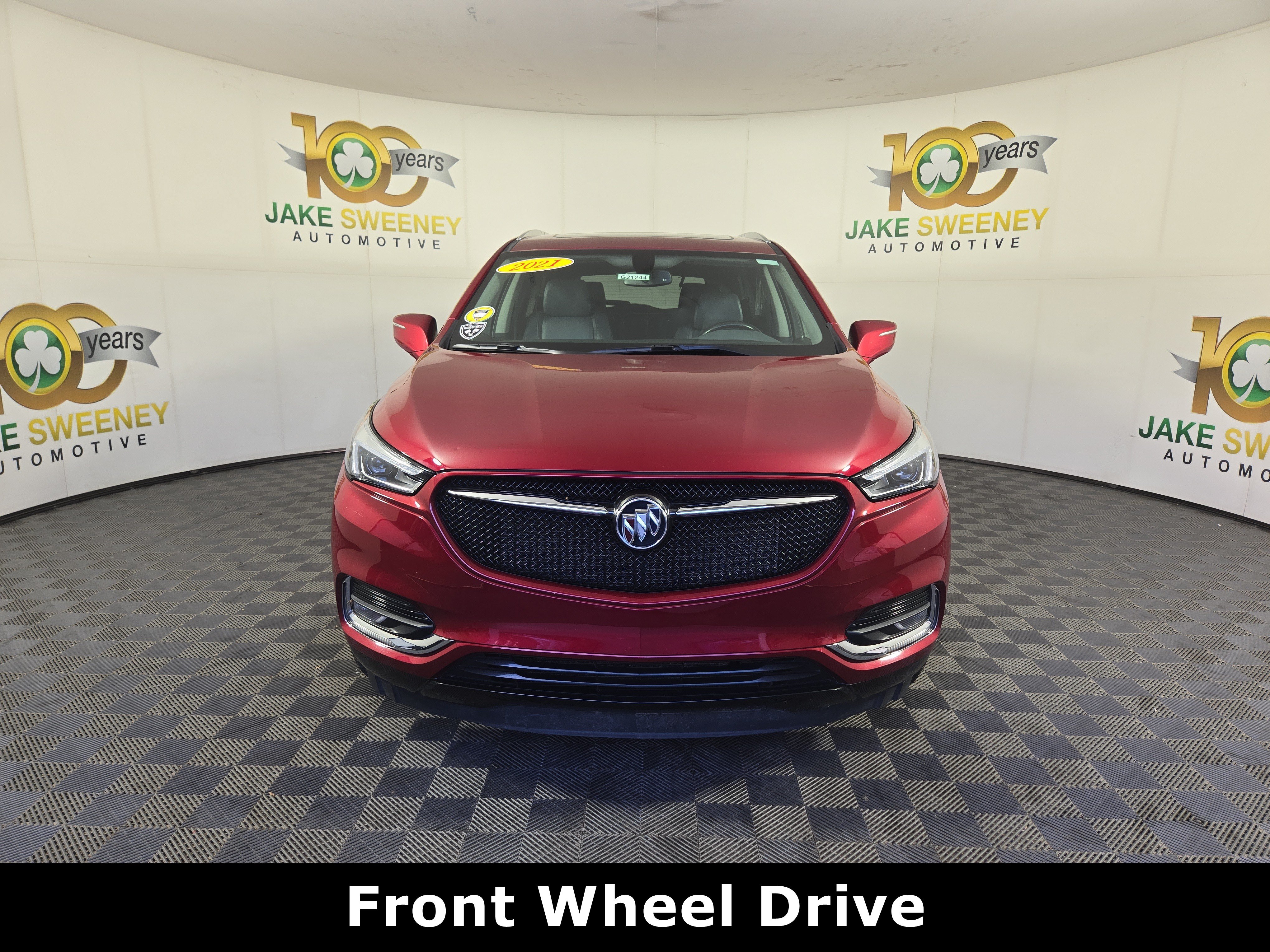 Used 2021 Buick Enclave Essence w/ Sport Touring Edition FWD image 2