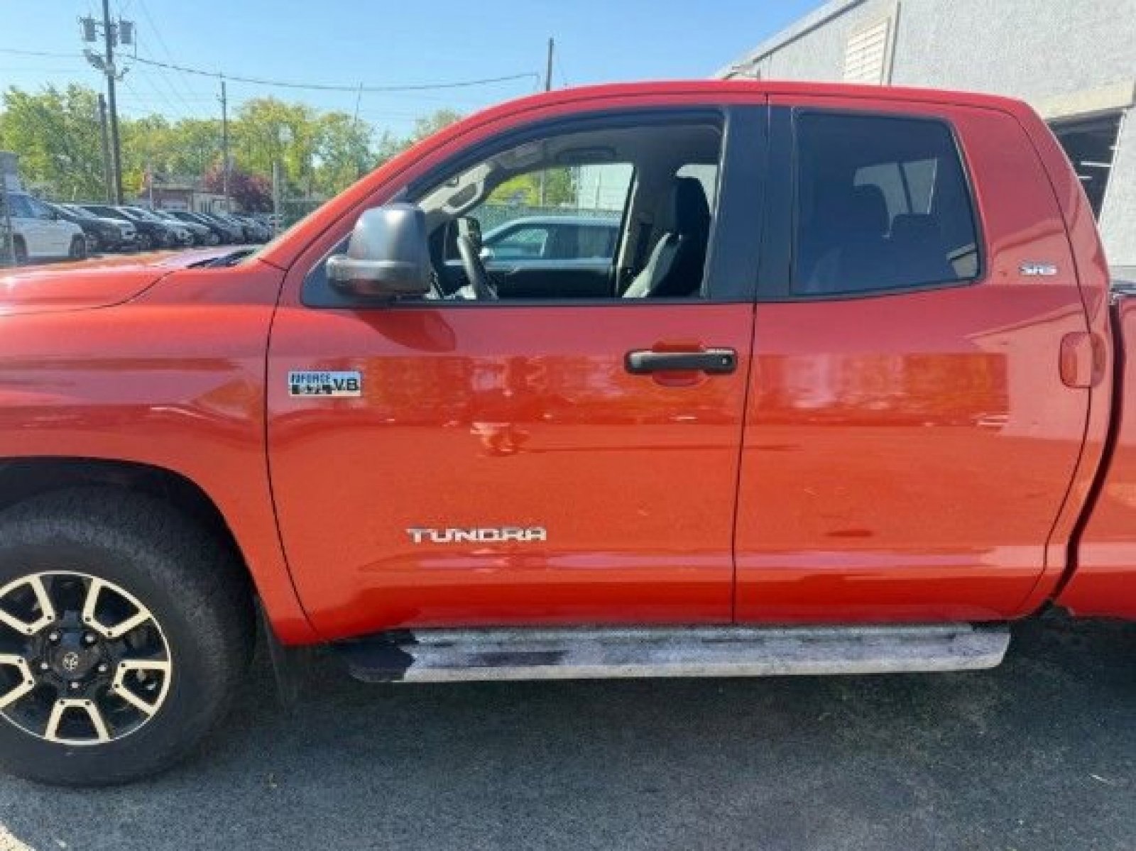 Used 2018 Toyota Tundra SR5 w/ TRD Off Road Package AWD/4WD image 3