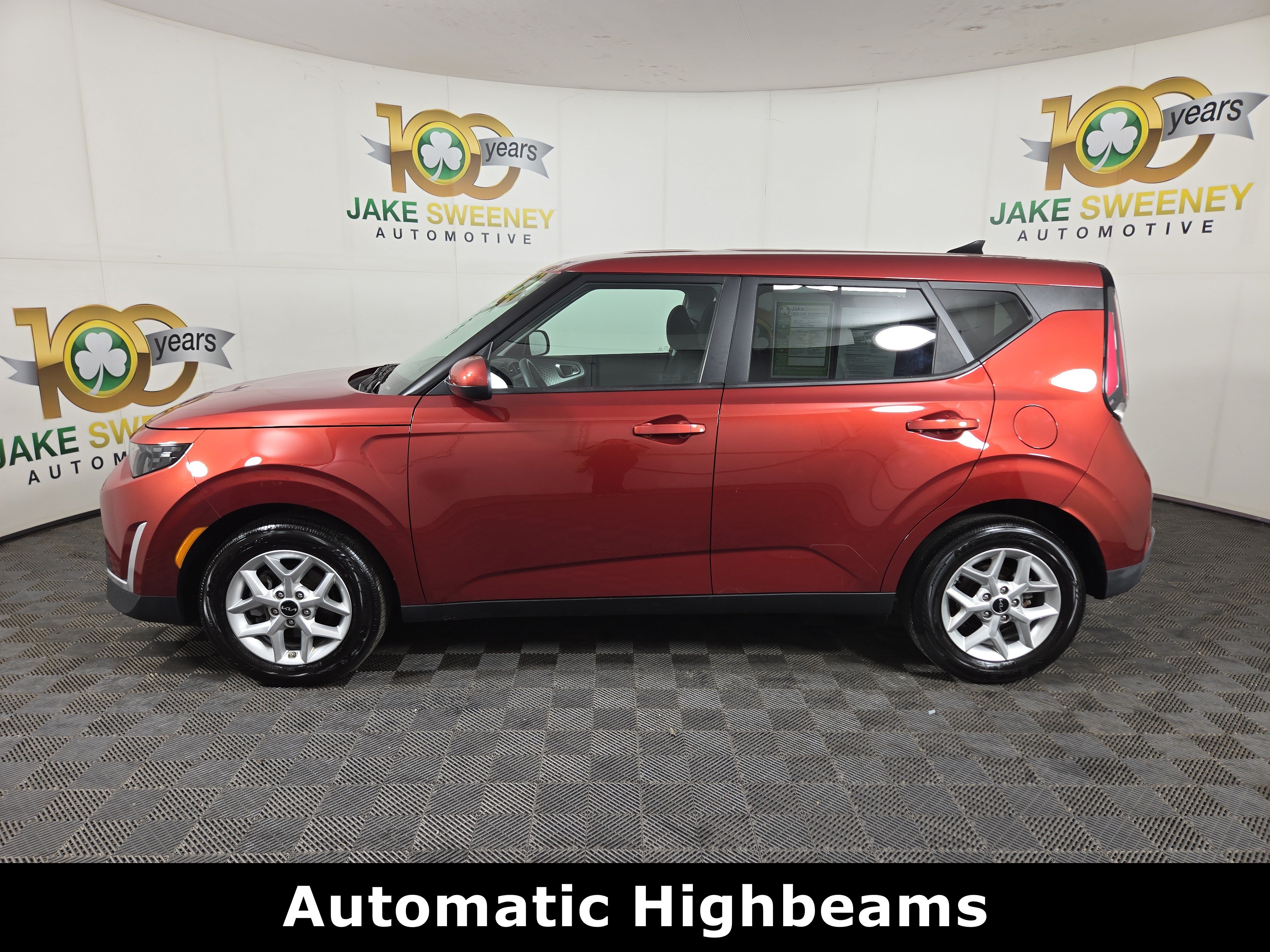Used 2024 Kia Soul LX w/ LX Technology Package FWD image 6