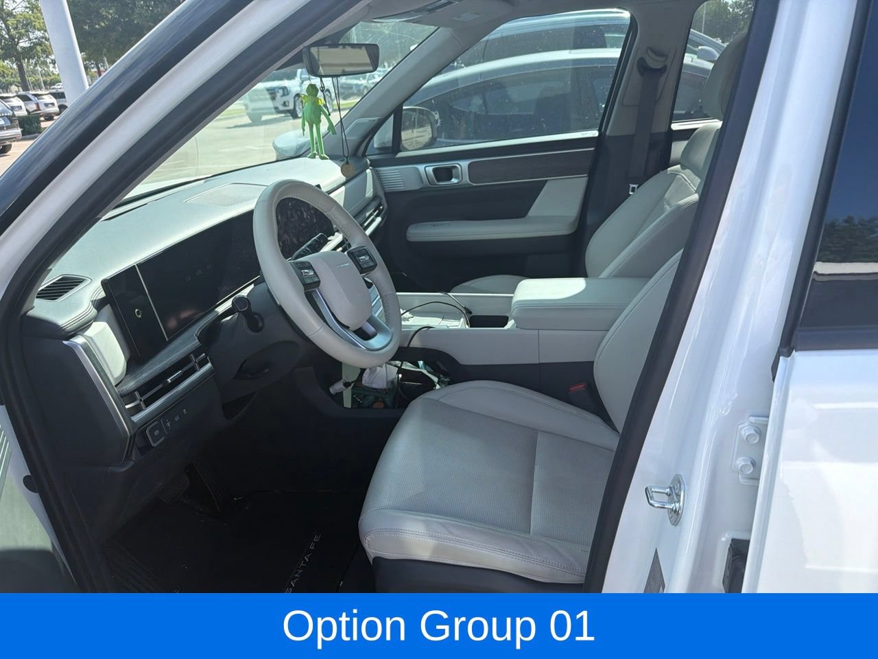 Used 2025 Hyundai Santa Fe Limited AWD/4WD image 8