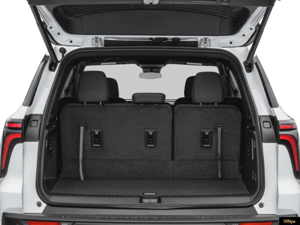 New 2026 Chevrolet Traverse LT w/ Driver Confidence Package image 9