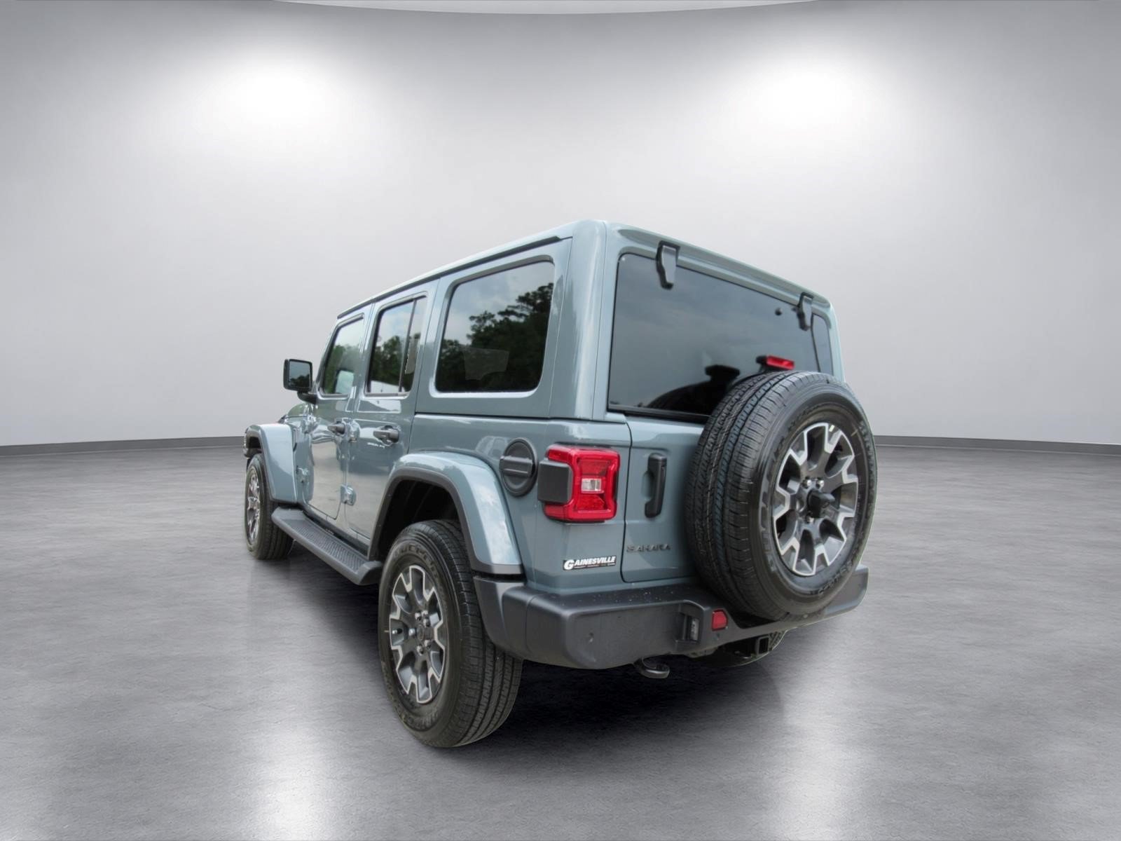 New 2026 Jeep Wrangler Unlimited Sahara AWD/4WD image 5