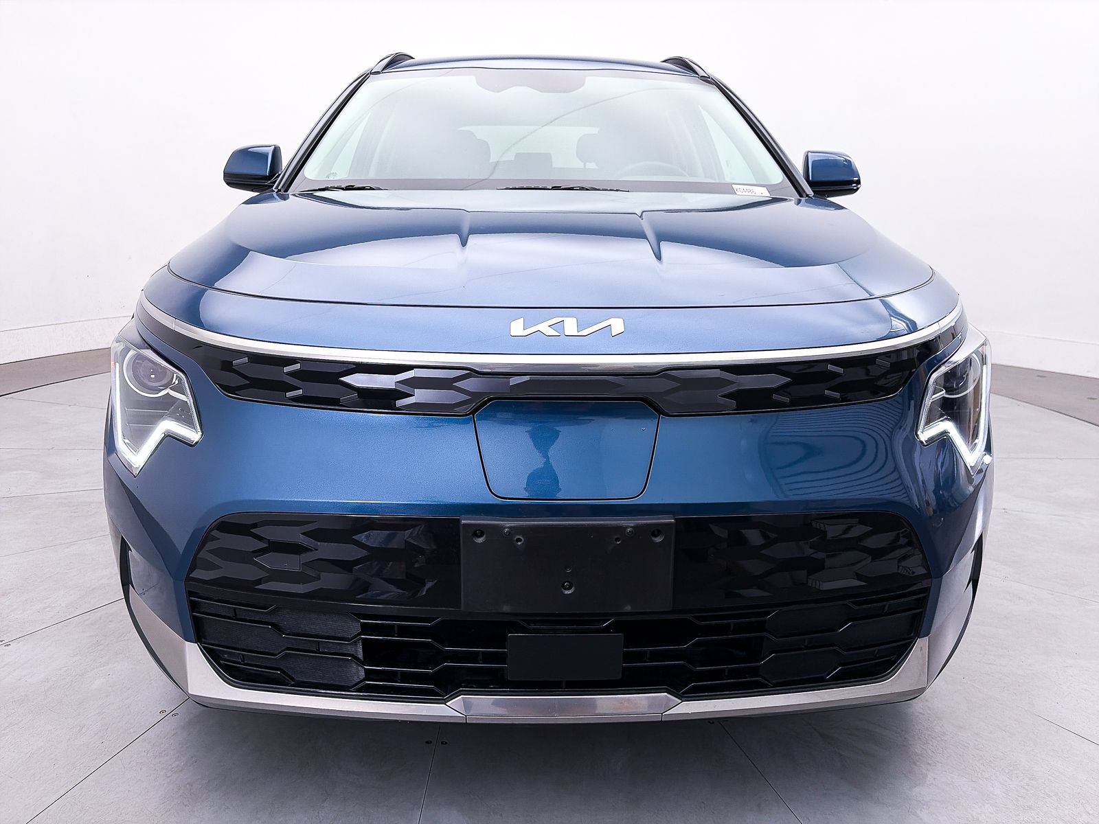 Certified 2024 Kia Niro Wind FWD image 11