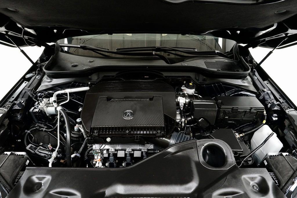 Used 2025 Acura MDX w/ Technology Package image 3