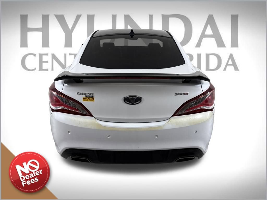 Used 2015 Hyundai Genesis 3.8 image 5