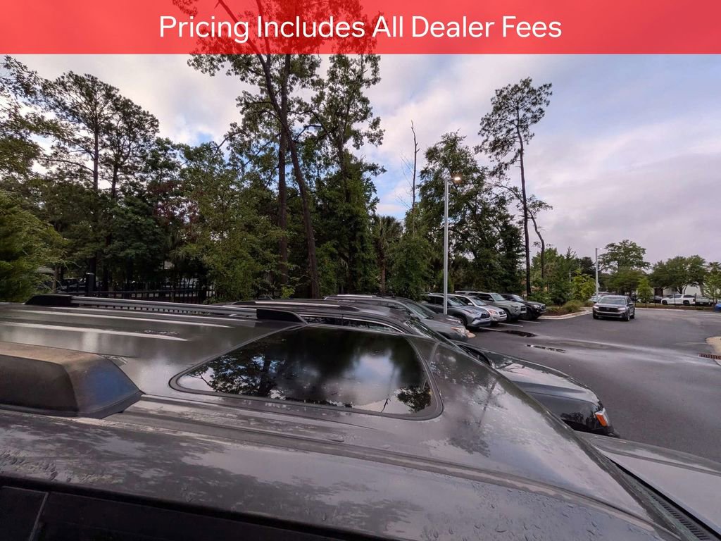Used 2020 Toyota 4Runner SR5 Premium w/ Moonroof Package AWD/4WD image 11