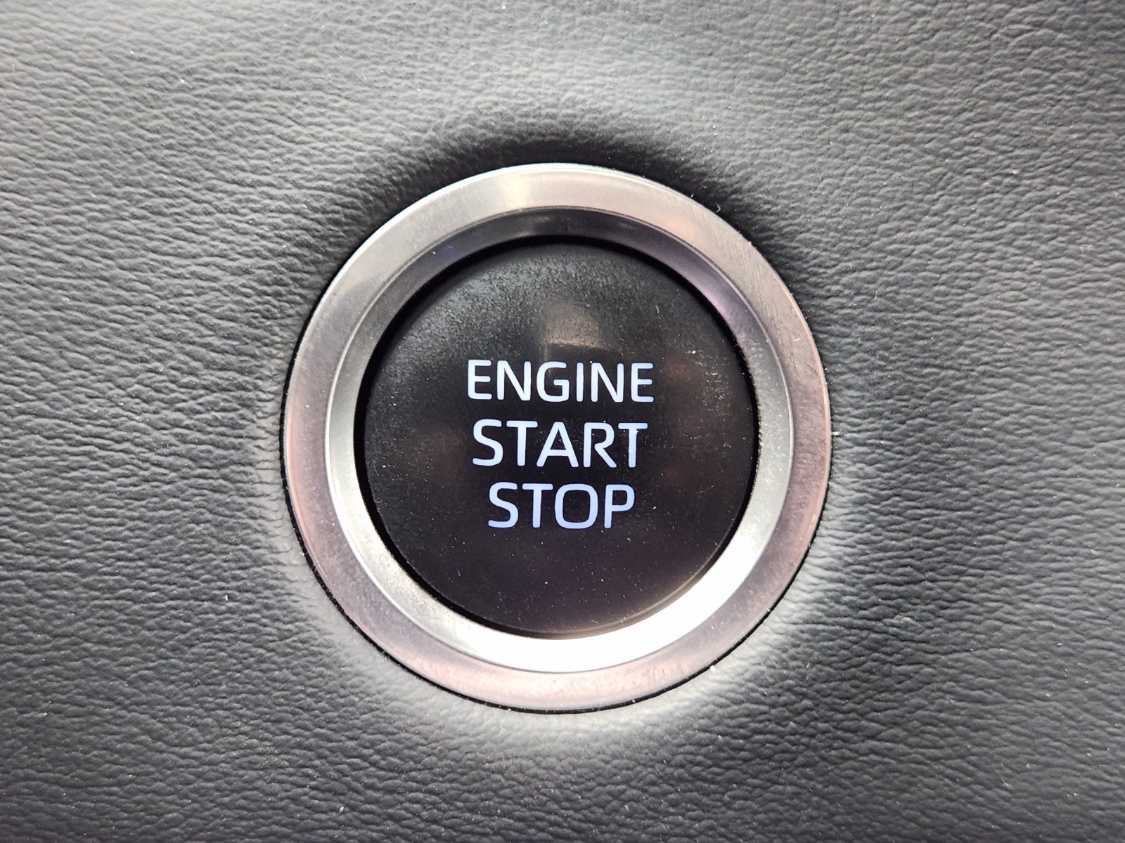 Used 2024 Toyota Tundra Platinum AWD/4WD image 24