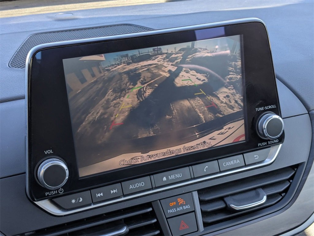 Used 2024 Nissan Altima 2.5 SV image 23