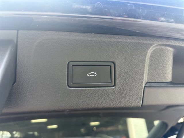 Used 2023 Volkswagen Atlas SE FWD image 40