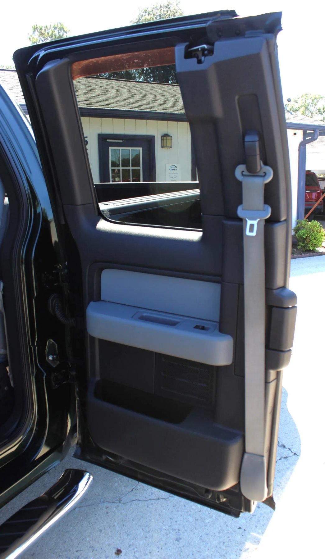 Used 2014 Ford F150 XLT w/ XLT Chrome Package RWD image 22