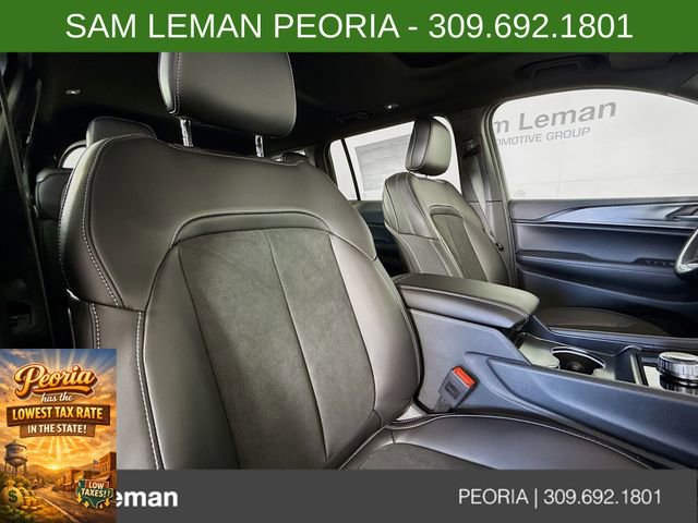 New 2025 Jeep Grand Cherokee L Altitude image 29