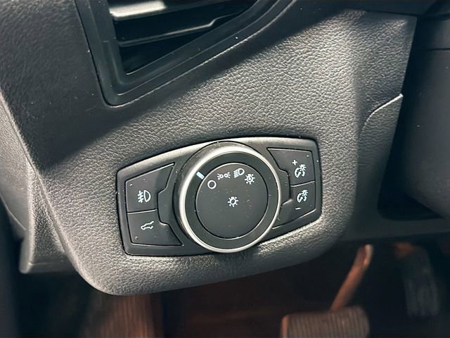 Used 2018 Ford Escape SE image 13