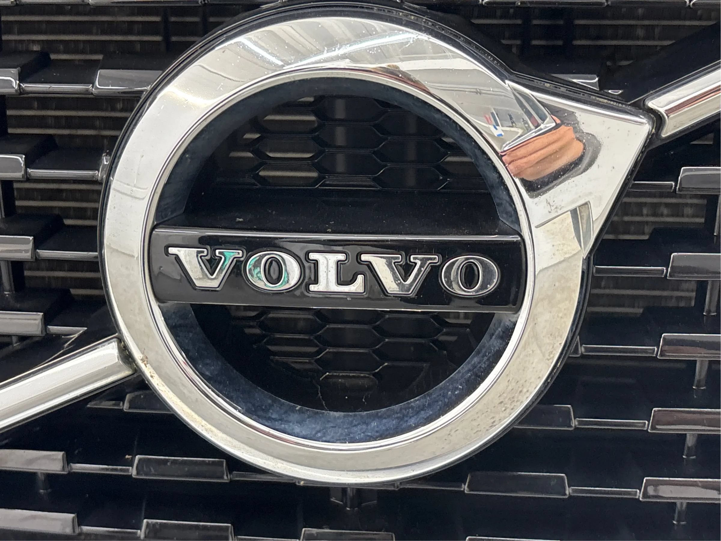 Used 2019 Volvo XC60 T6 R-Design AWD/4WD image 34