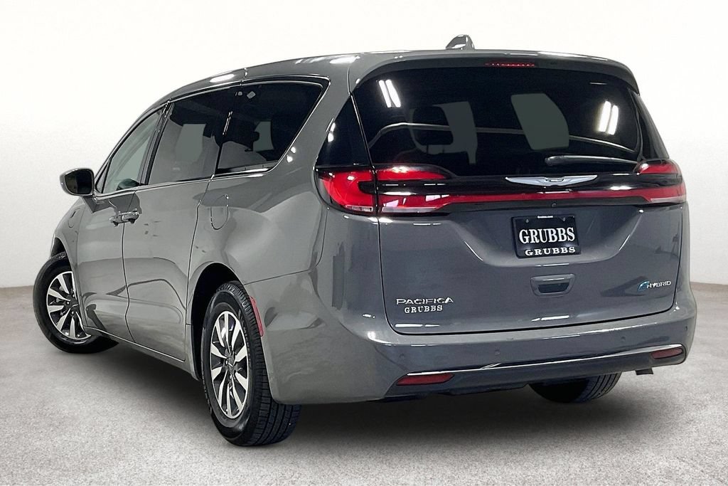 Used 2022 Chrysler Pacifica Touring-L FWD image 15