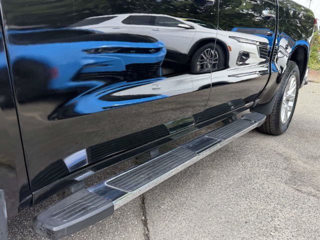 Used 2020 Chevrolet Silverado 1500 LTZ w/ LTZ Plus Package AWD/4WD image 9