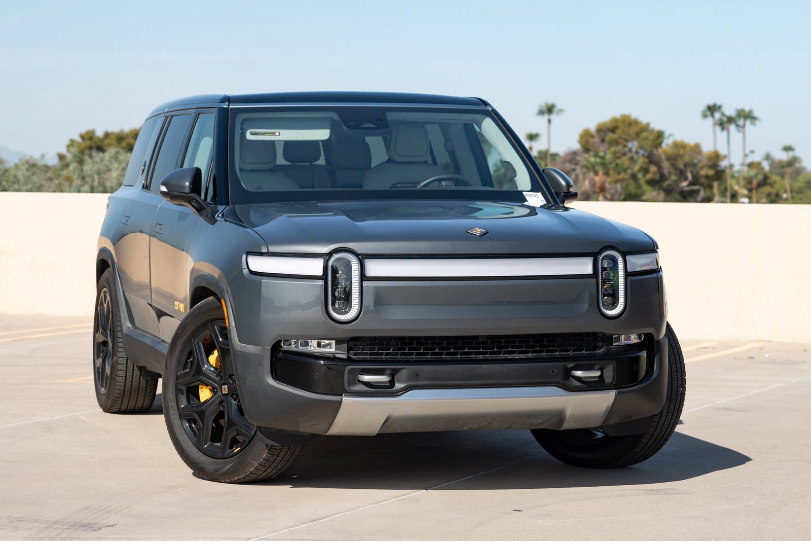 Used 2023 Rivian R1S Adventure AWD/4WD image 5