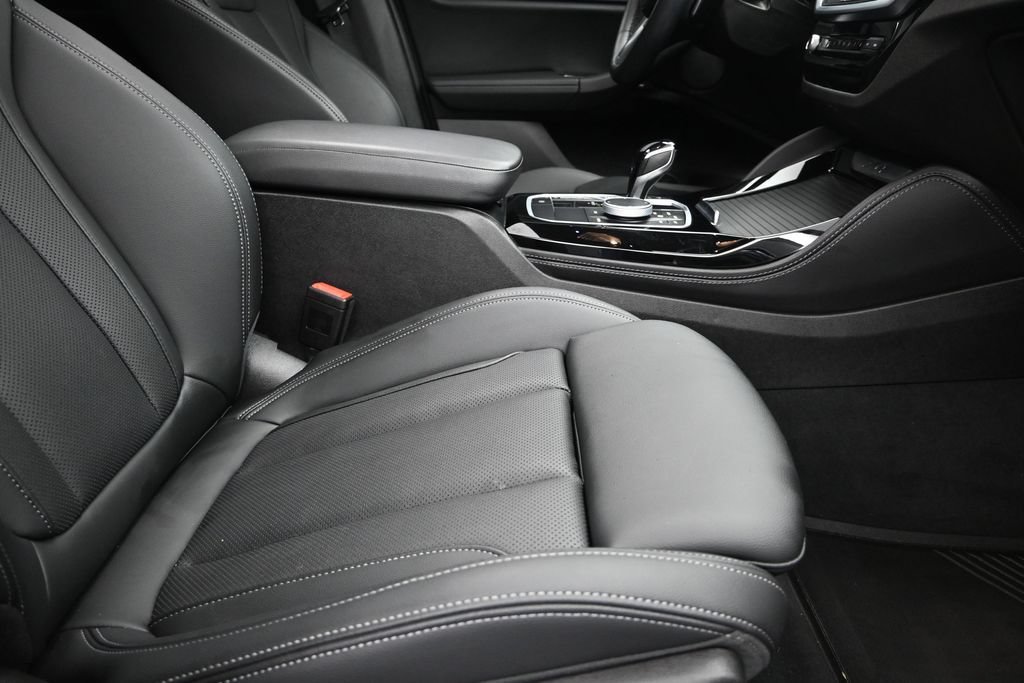Certified 2023 BMW X4 xDrive30i w/ M Sport Package AWD/4WD image 25