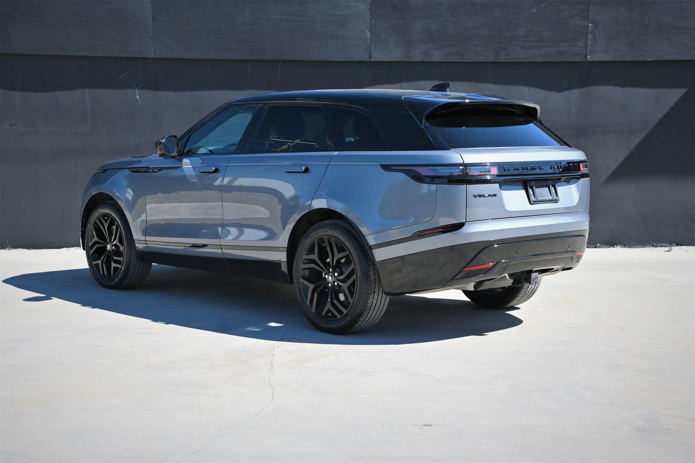 Used 2024 Land Rover Range Rover Velar Dynamic SE image 6
