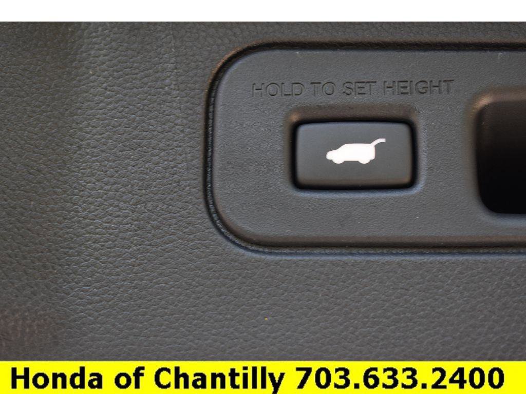 Used 2025 Honda Pilot Touring image 34