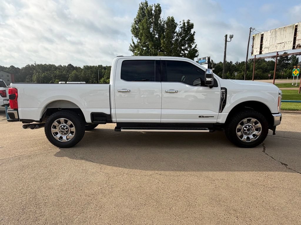 Used 2023 Ford F250 Lariat w/ Chrome Package AWD/4WD image 6