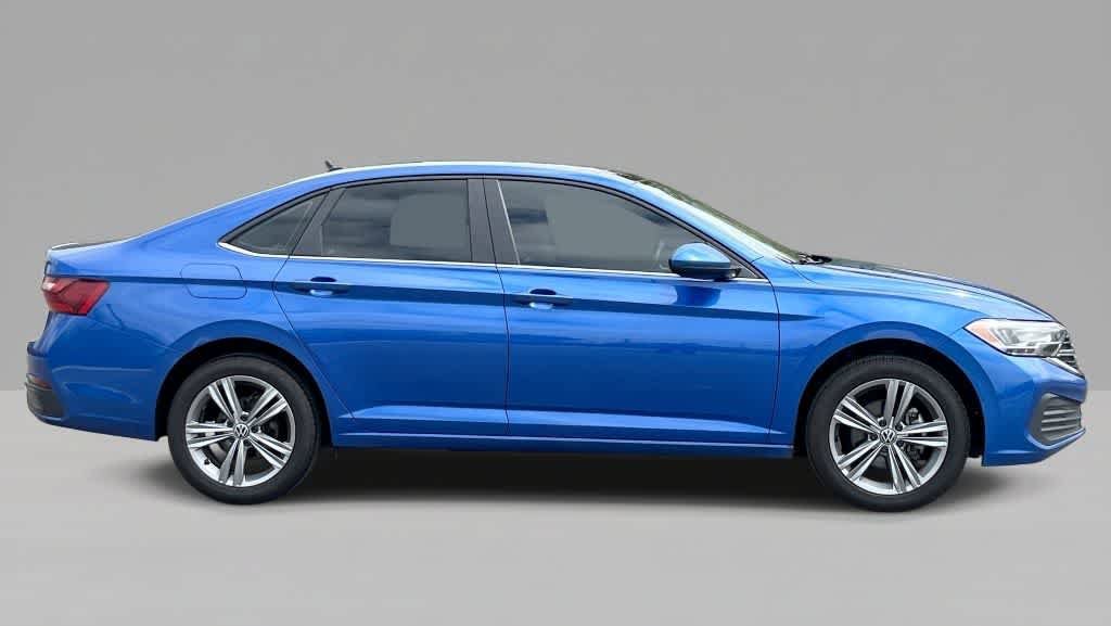 Used 2023 Volkswagen Jetta SE FWD image 7