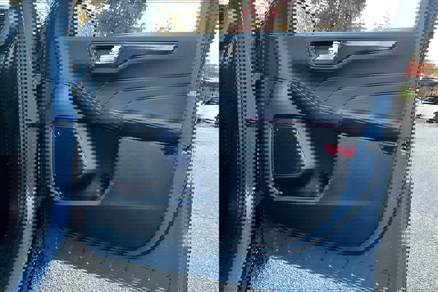 Used 2025 Ford Escape ST-Line w/ Cold Weather Package image 22