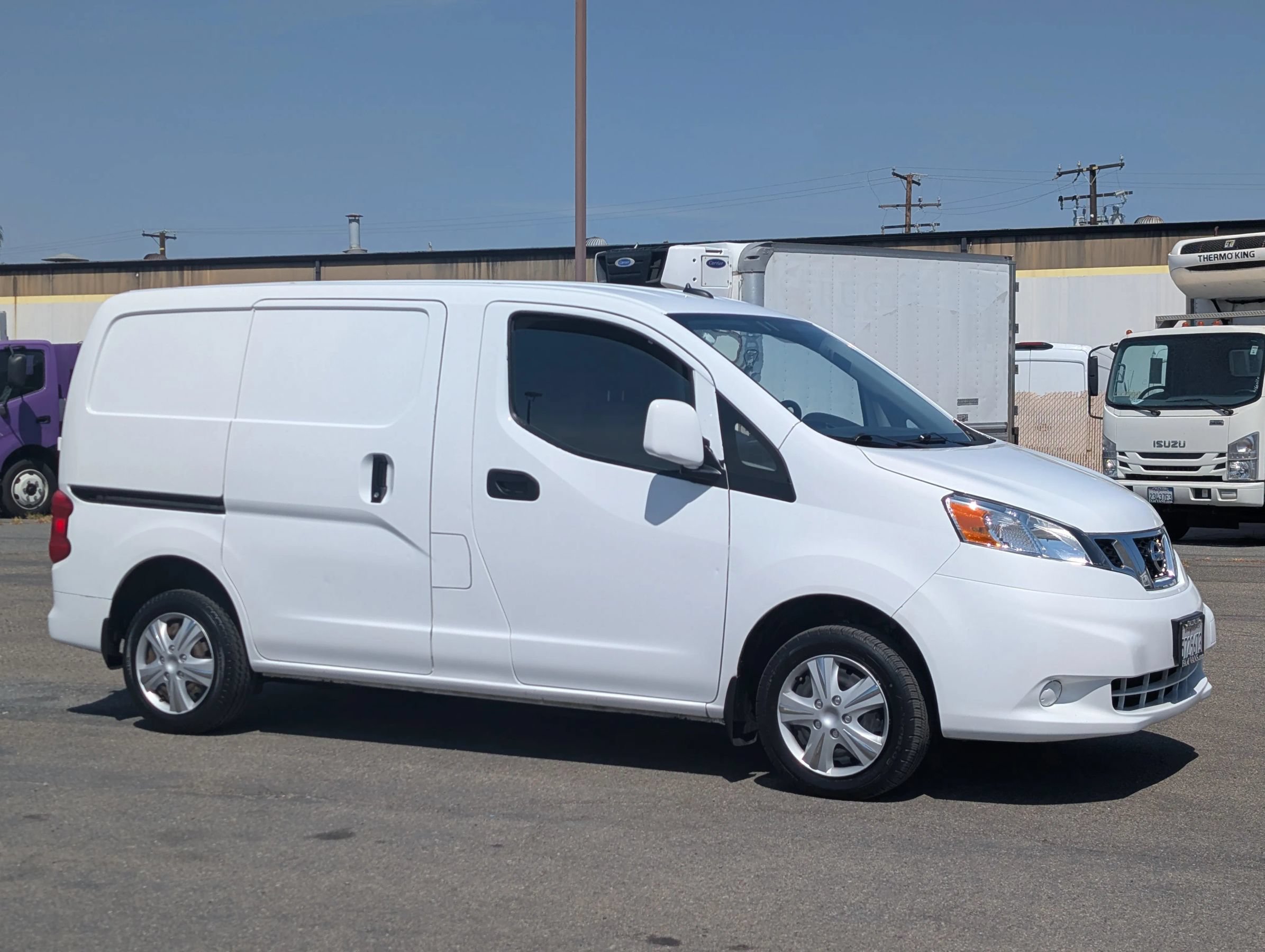 Used 2020 Nissan NV200 SV FWD image 1