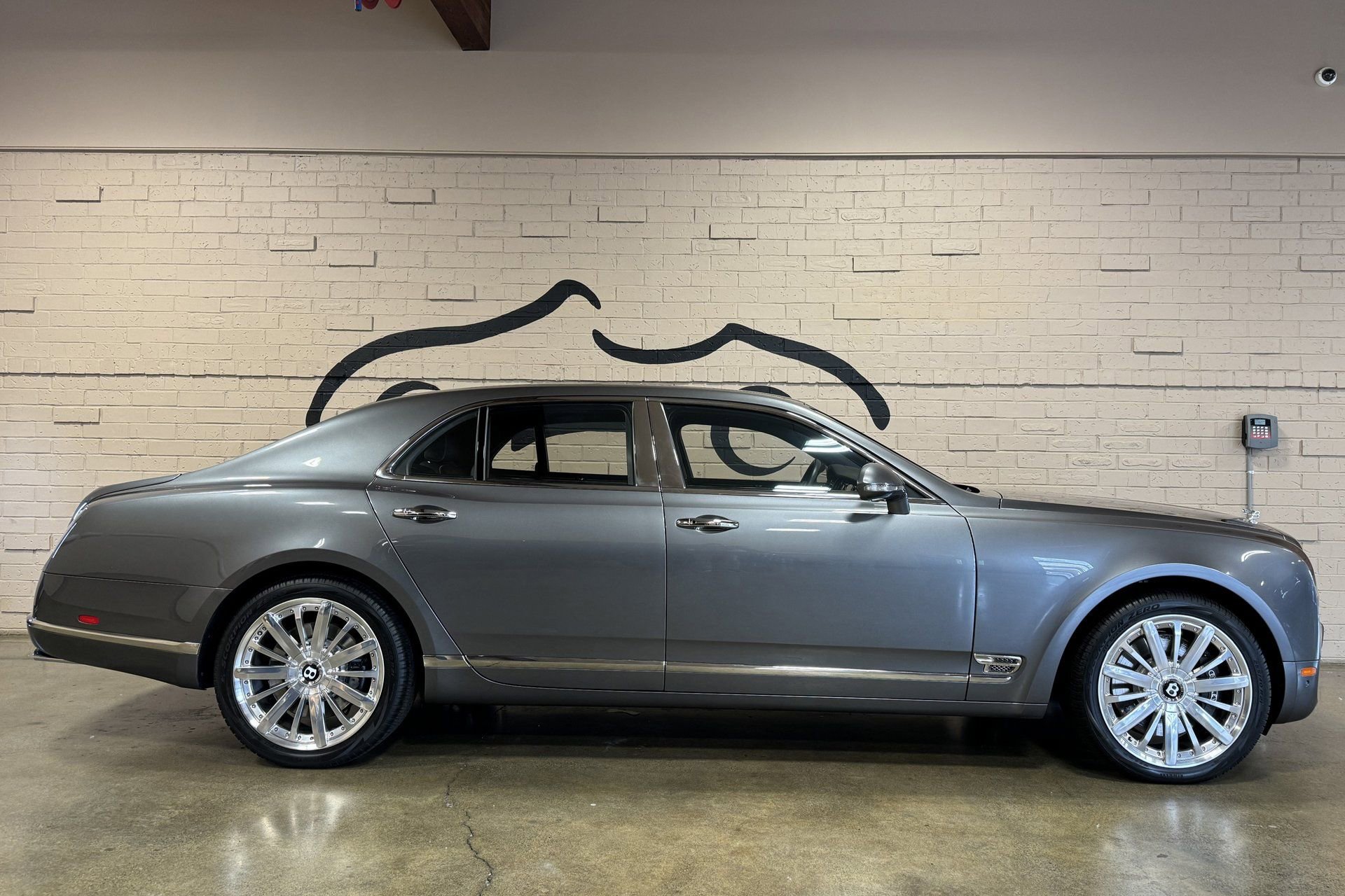 Used 2013 Bentley Mulsanne image 5
