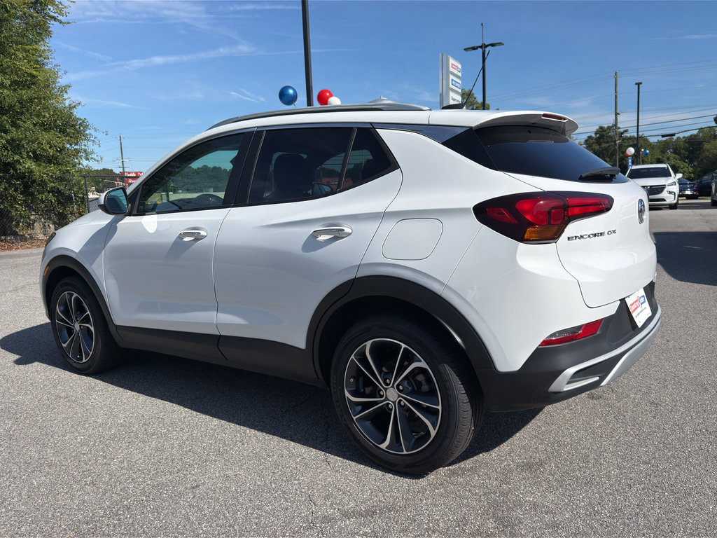 Used 2022 Buick Encore GX Select FWD image 7