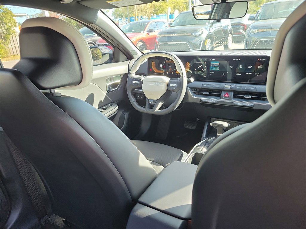 New 2026 Kia K4 GT-Line image 13