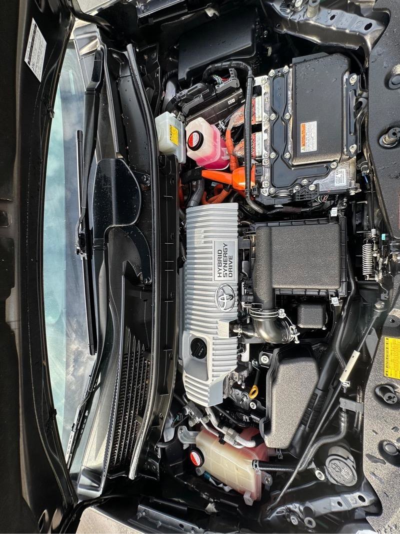 Used 2014 Toyota Prius V Two image 23