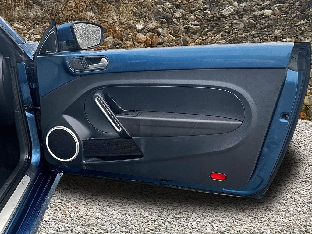 Used 2017 Volkswagen Beetle 1.8T SEL image 19