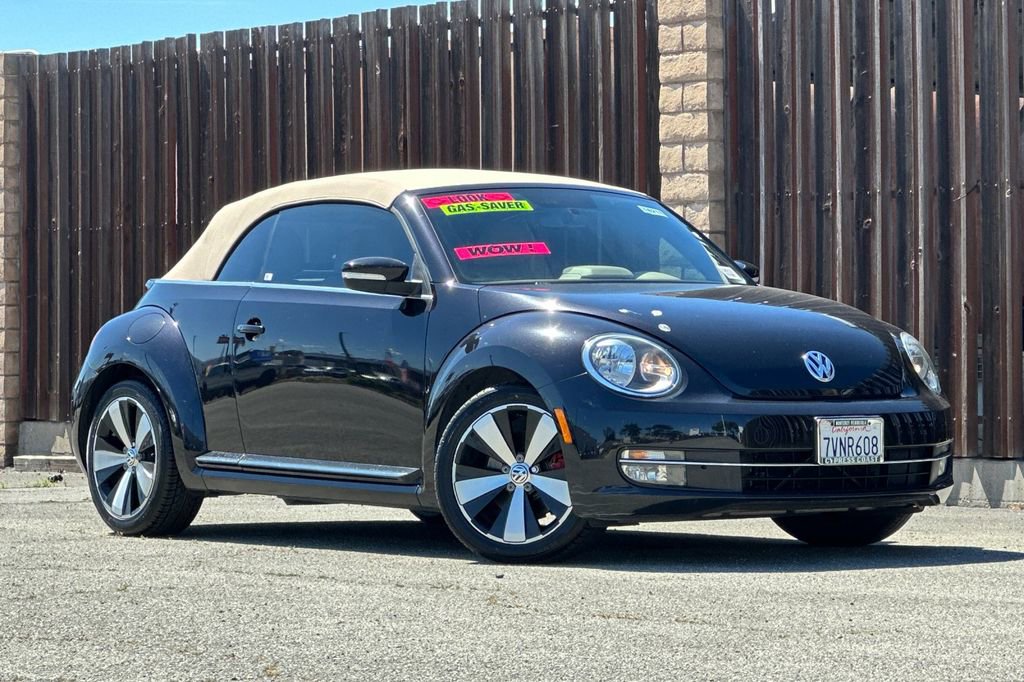 Used 2013 Volkswagen Beetle 2.0T image 8