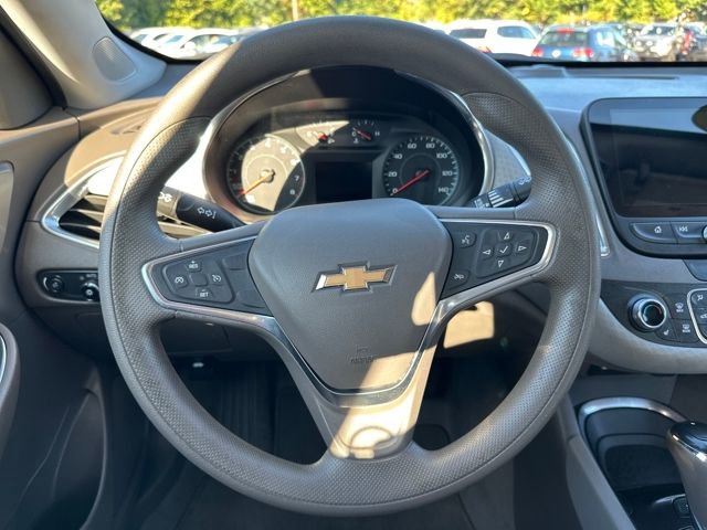 Used 2019 Chevrolet Malibu LT w/ Driver Confidence Package image 13