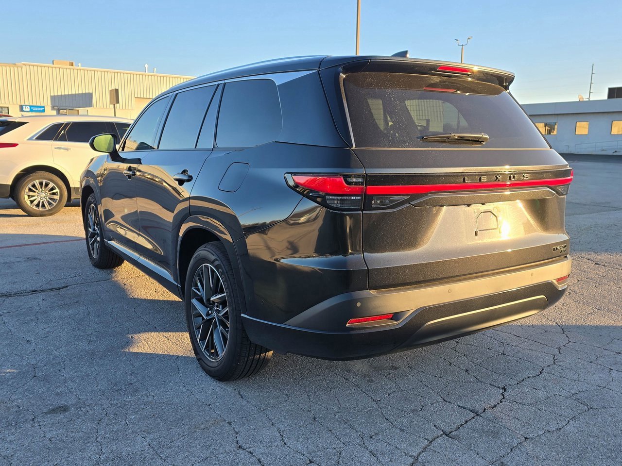 Used 2025 Lexus TX 350 AWD image 3