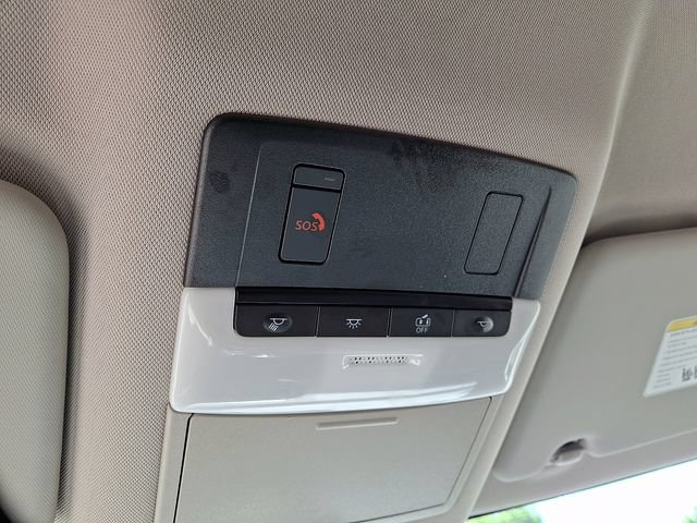 Used 2025 Nissan Rogue SV FWD image 27