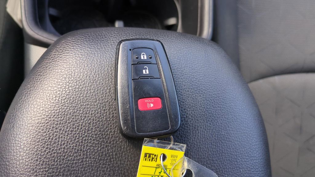 Used 2024 Toyota RAV4 XLE image 25