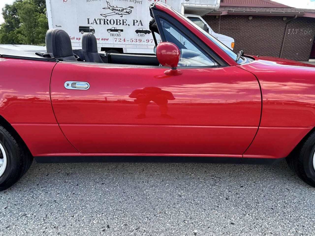 Used 1991 MAZDA MX-5 Miata RWD image 23