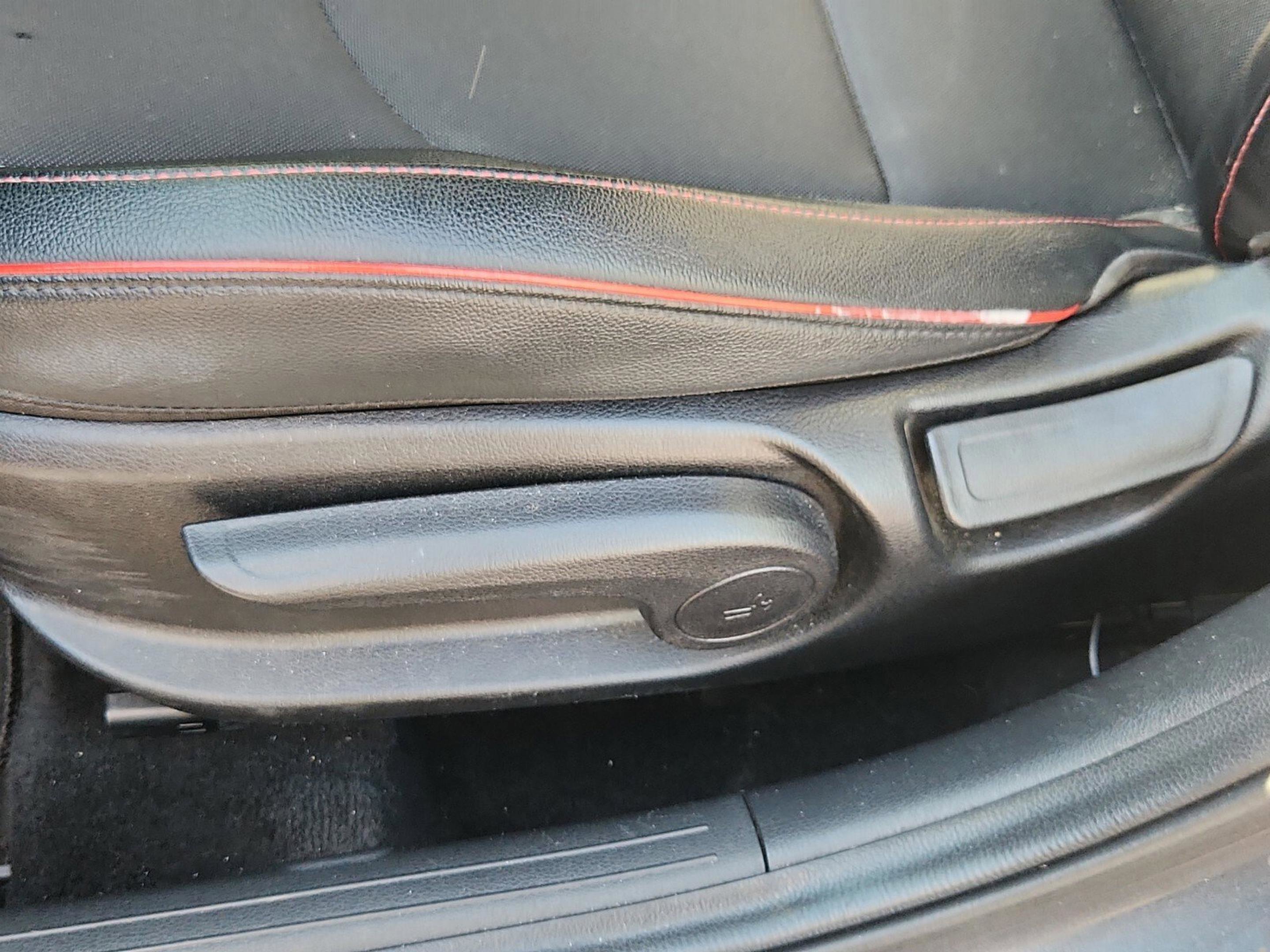 Used 2020 Kia Forte GT image 15