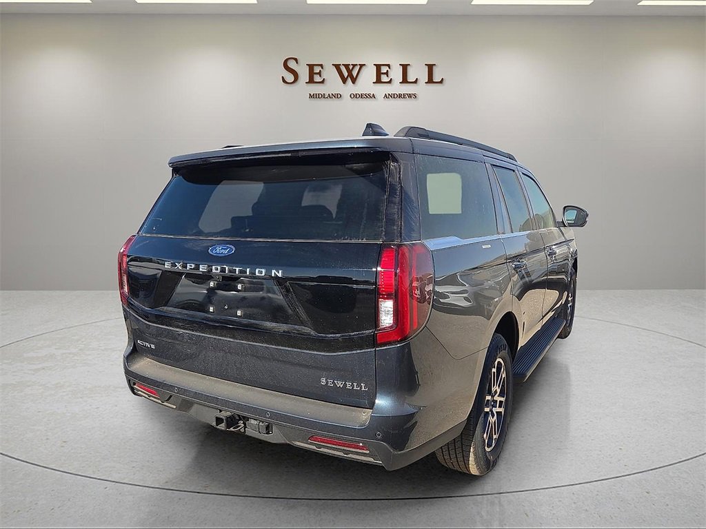 New 2025 Ford Expedition Active image 4