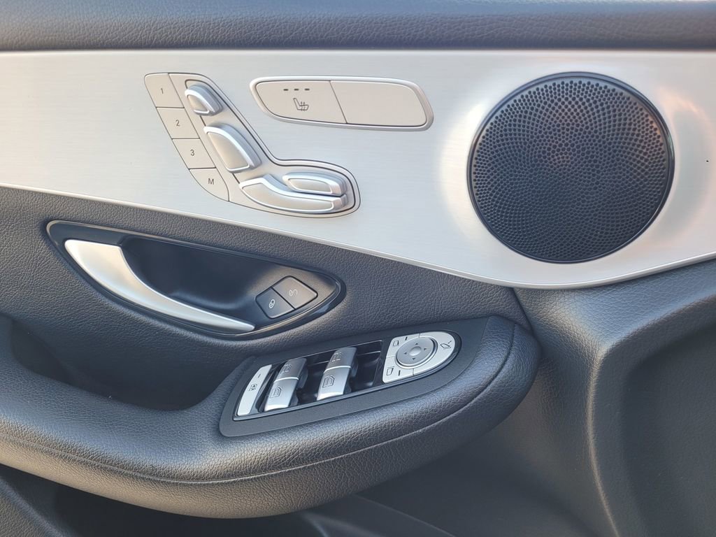 Used 2022 Mercedes-Benz GLC 300 image 19